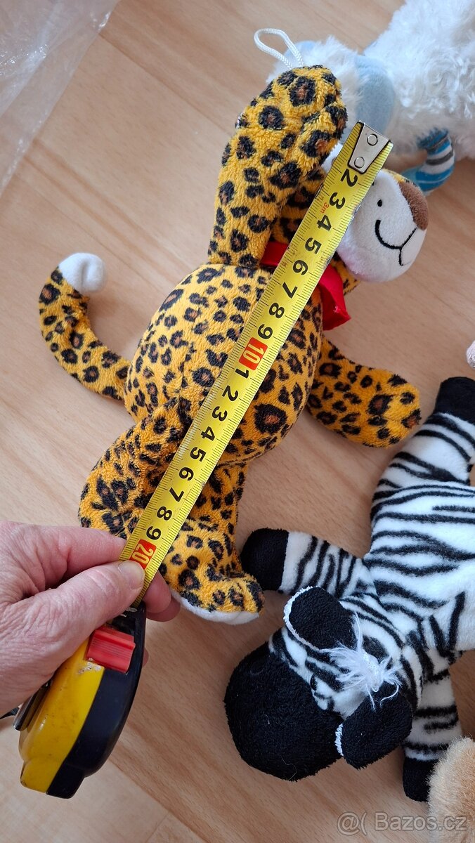 Set 16 ks plyšáků, cena celkem - 14