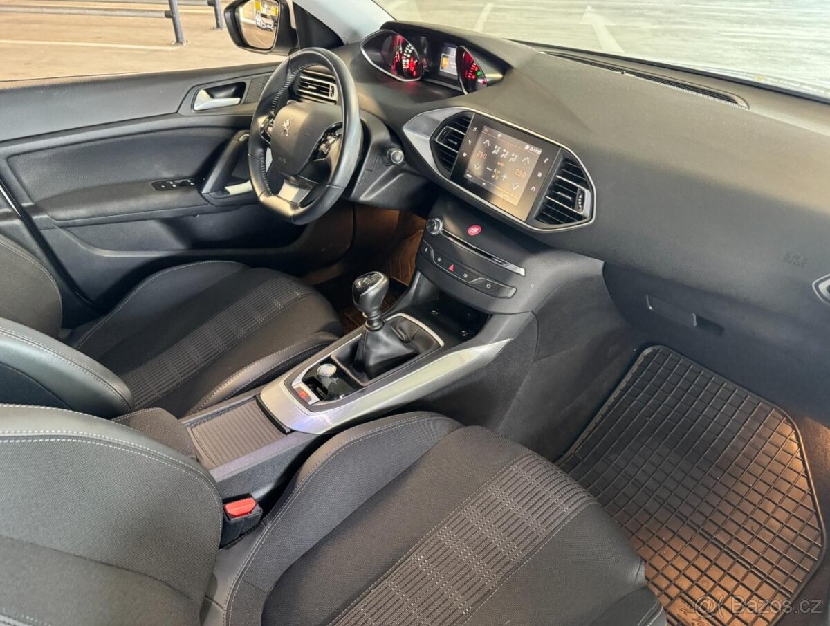 Peugeot 308 - 14