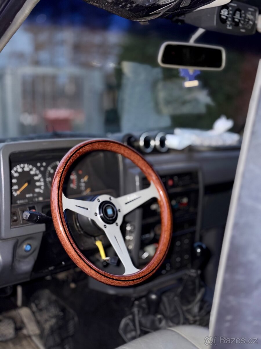 Nissan Patrol y60 expediční vůz - 14