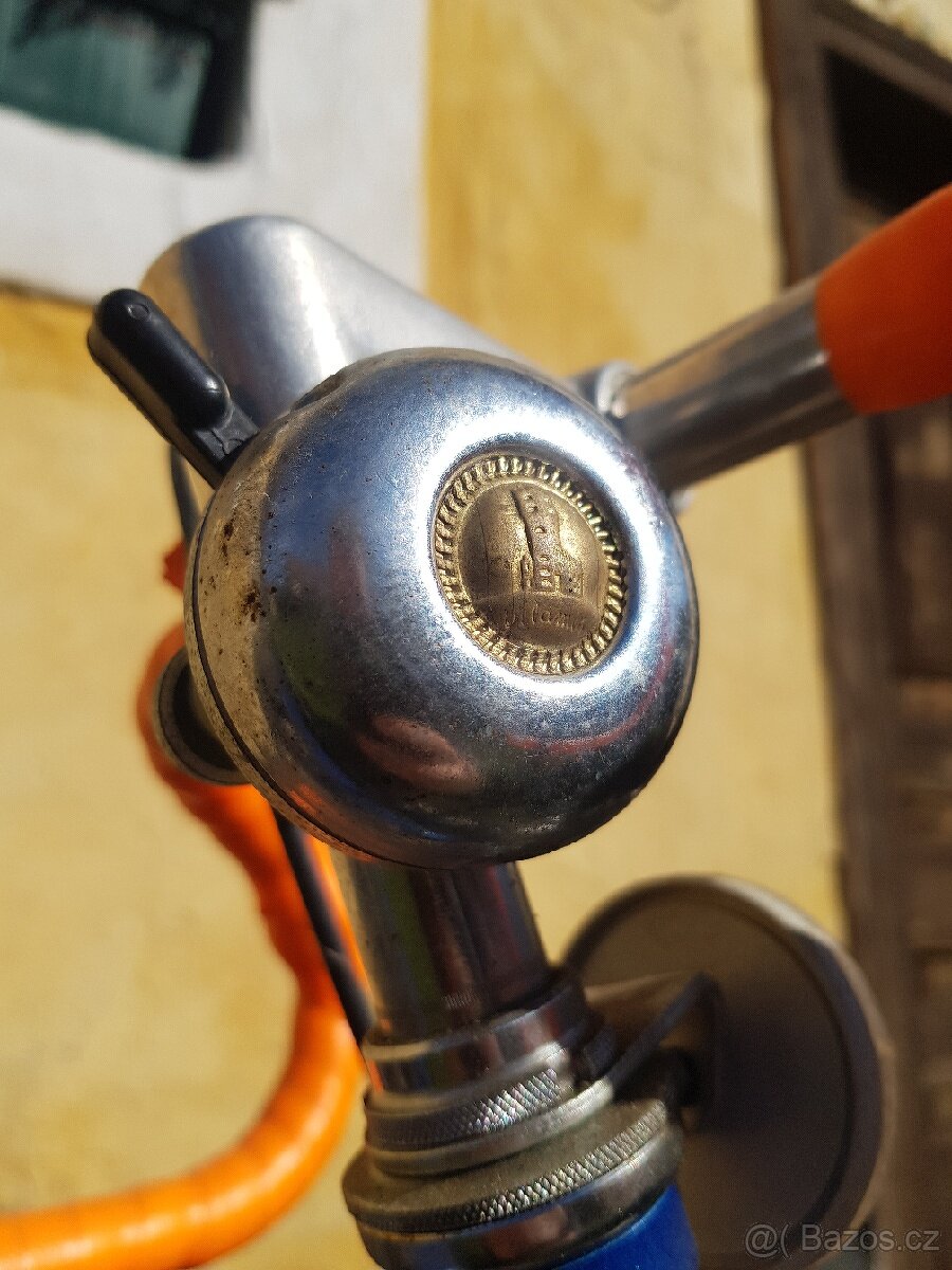 Silniční kolo Favorit - 14