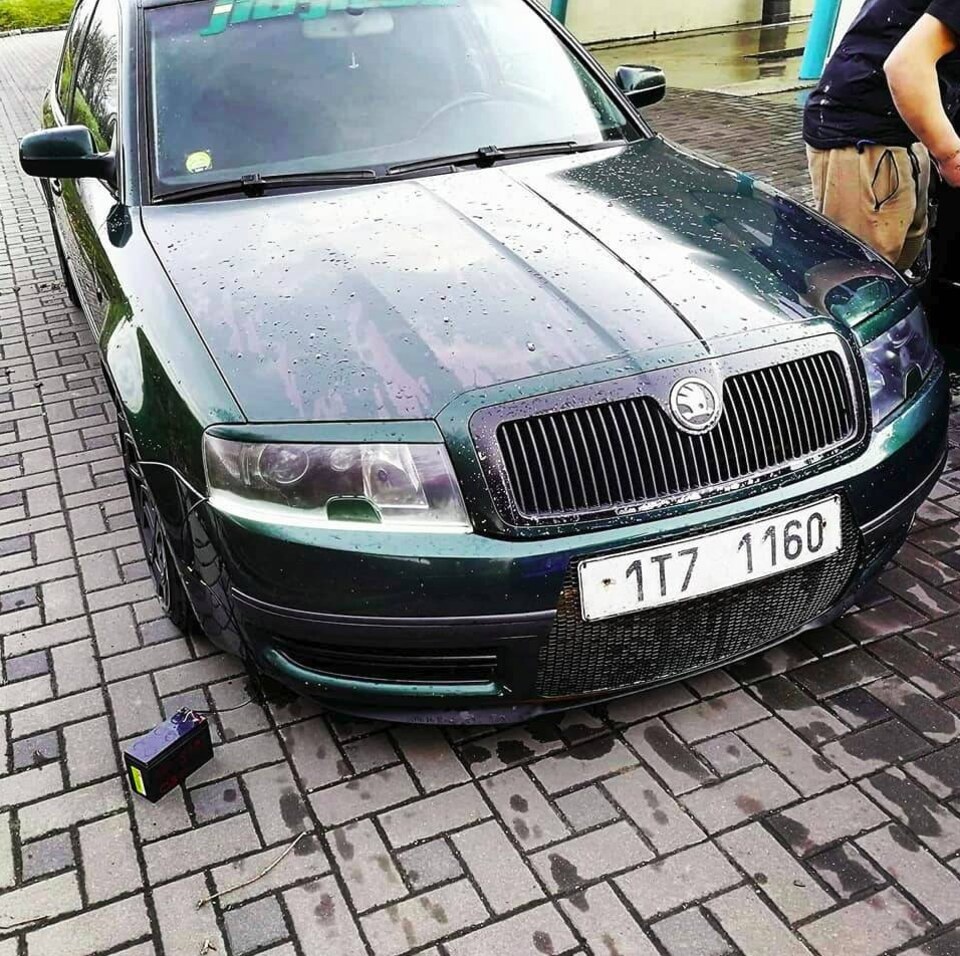 Mracitka SKODA SUPERB I - 14