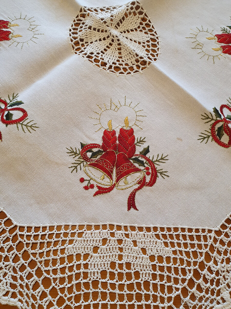 Staré retro vánoční ubrusy a prostírání - 14