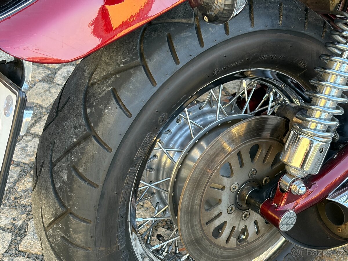 Suzuki VS 1400 Intruder - 14