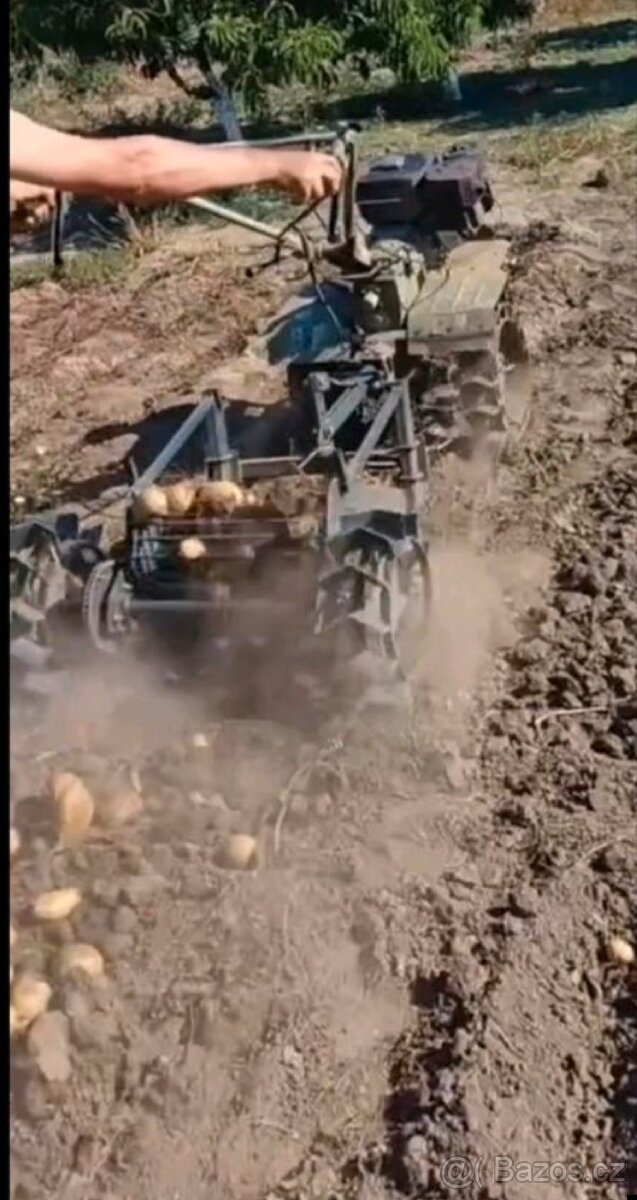 Jednořádkový vyorávač brambor s dopravníkem - 14