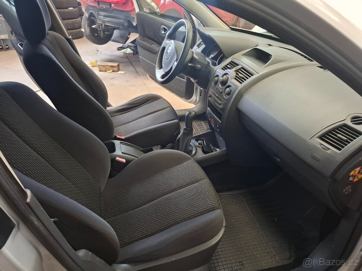 MEGANE II 1.5 DCi combi, r.05 po 1. majiteli, PLNĚ POJÍZDNÉ - 14