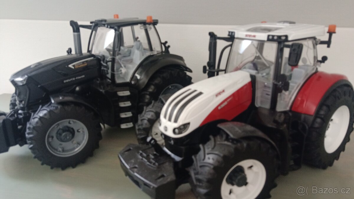 BRUDER TRAKTOR 1:16 - 14