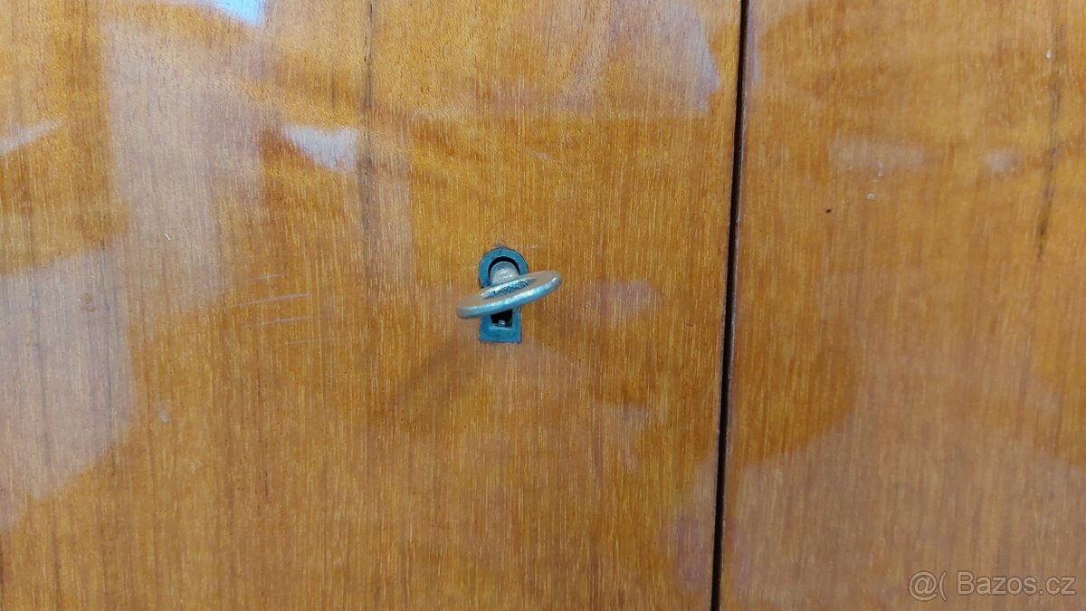 Lakovaný nábytek - 14