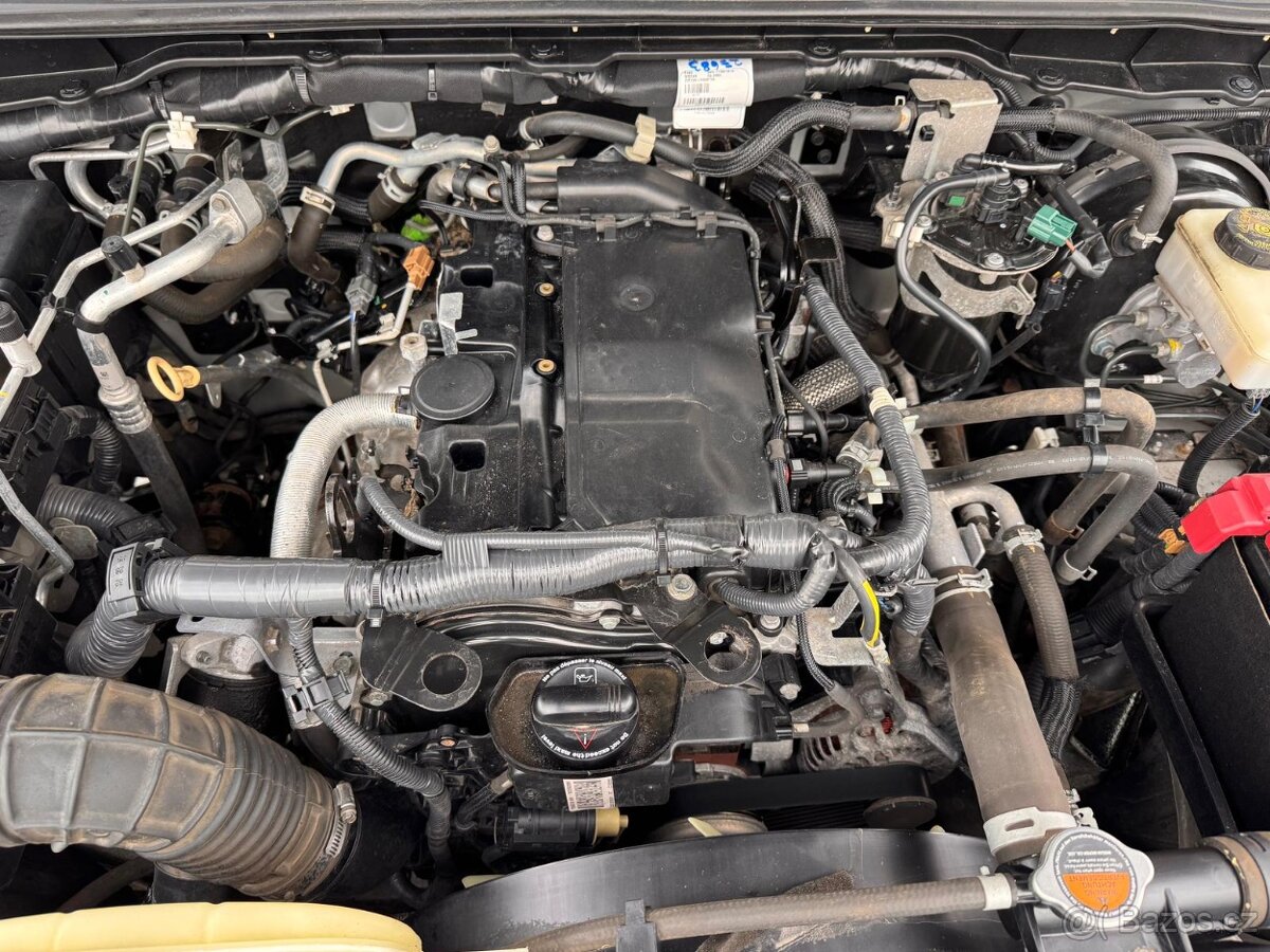 Nissan Navara NP300 Double cab 4x4 koup. ČR - 14