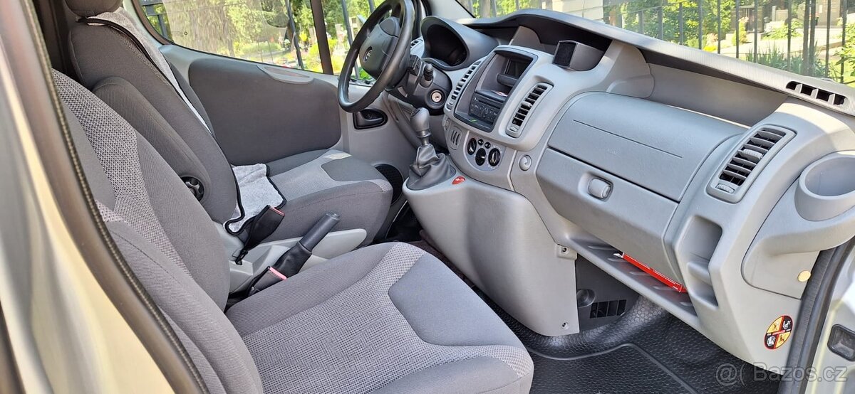 Opel Vivaro Westfalia 2011 - 14