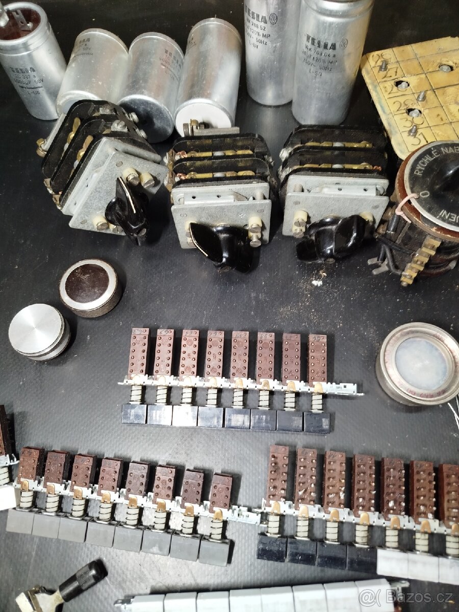 Rádio Tesla + příslušenství - 14