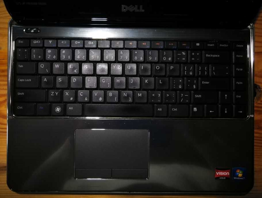 Prodám Notebooky - 14