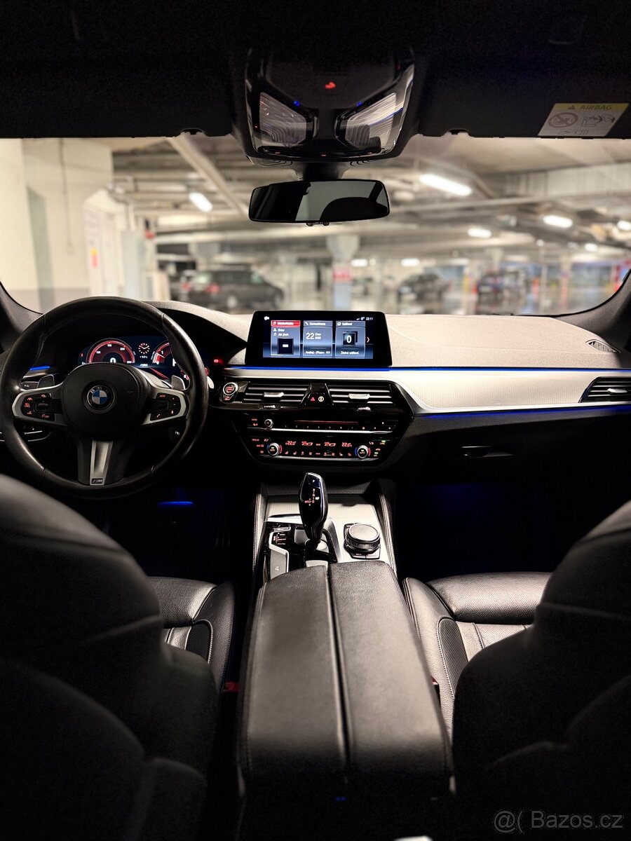 BMW G30 530d xDrive, M-packet, head-up - 14