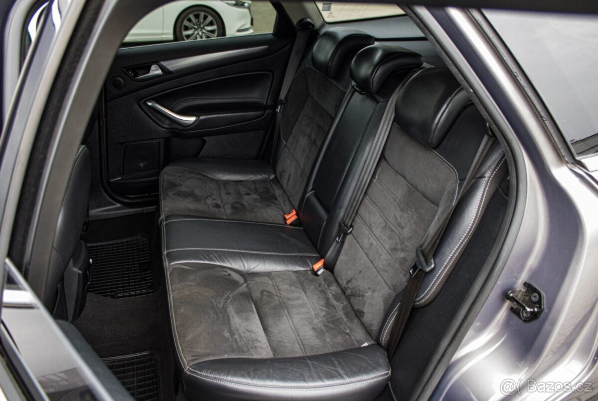 Ford Mondeo Combi 2.0 TDCi Titanium S | Nelakované | - 14