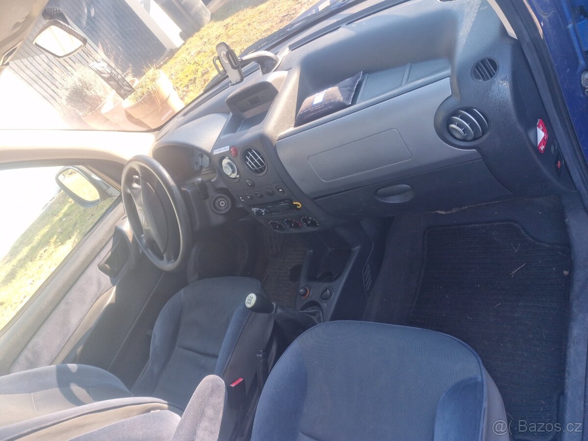 Citroen Berlingo 1.6 16V benzin - 14