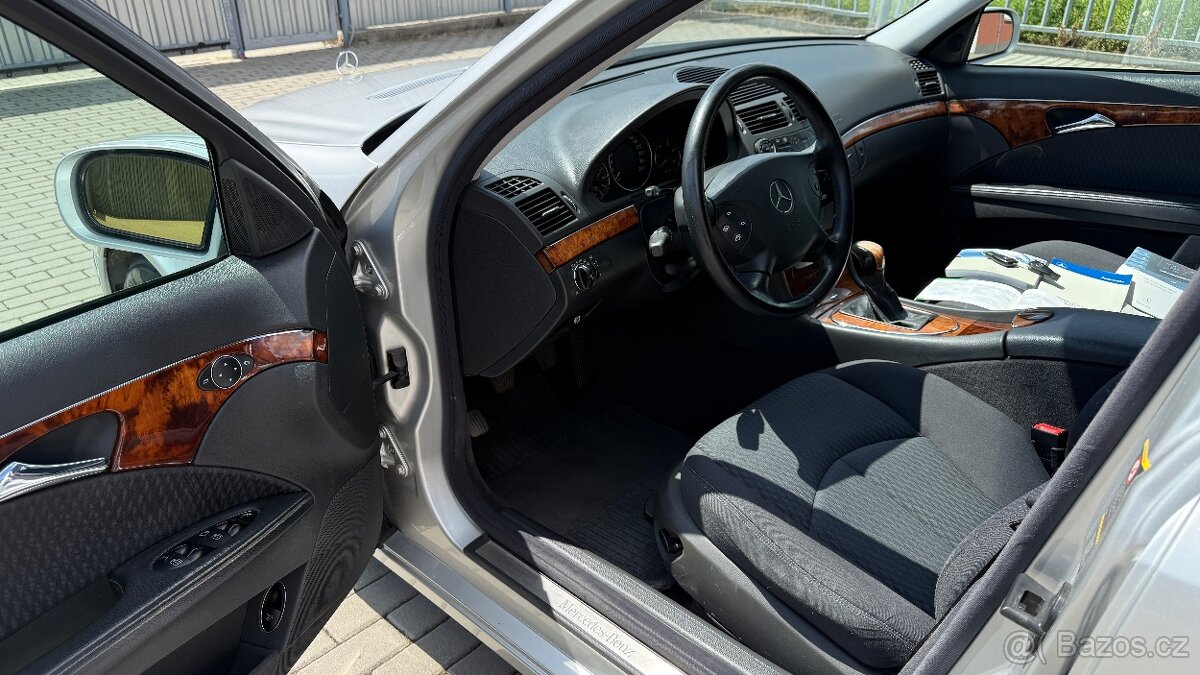 Mercedes-Benz Třídy E //220CDi//110kW//ELEGANCE//TOP STAV// - 14