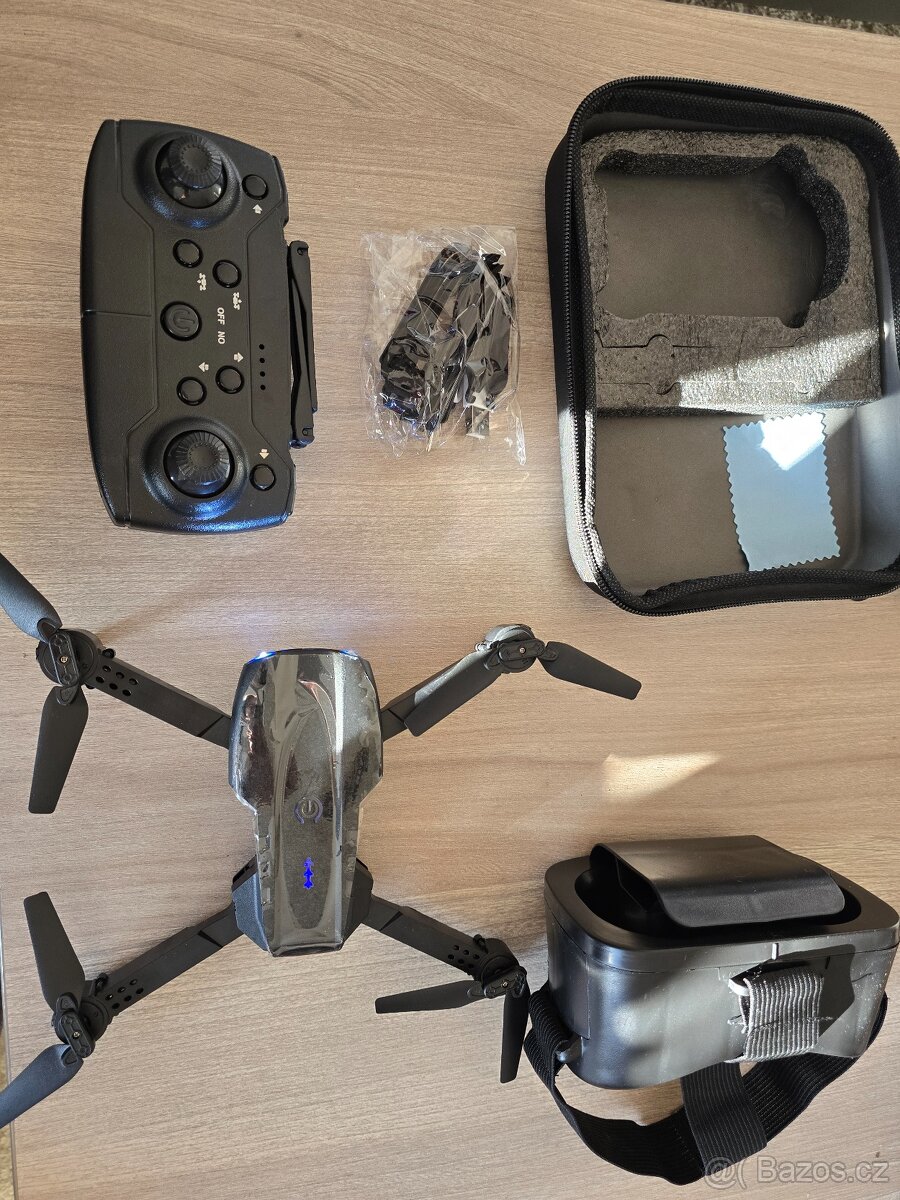 Dron Professinal dual kamera + box s příslušenstvím + VR - 14