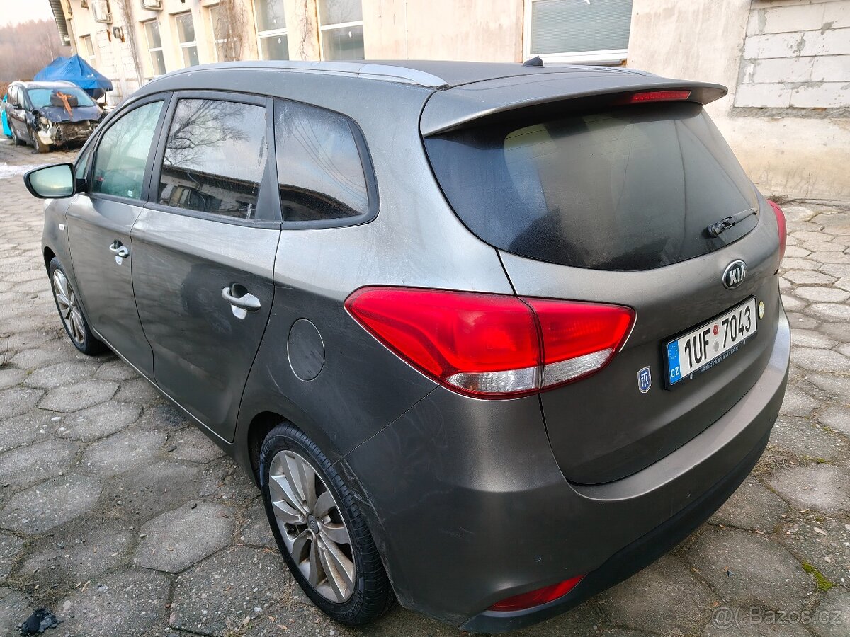 Kia carens CR doklady automat - 14