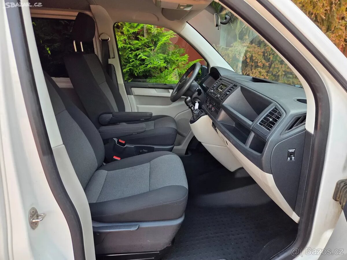 VW T6 Transporter 2.0 TDI 75kW, 8.míst, 2017, ČR - 14