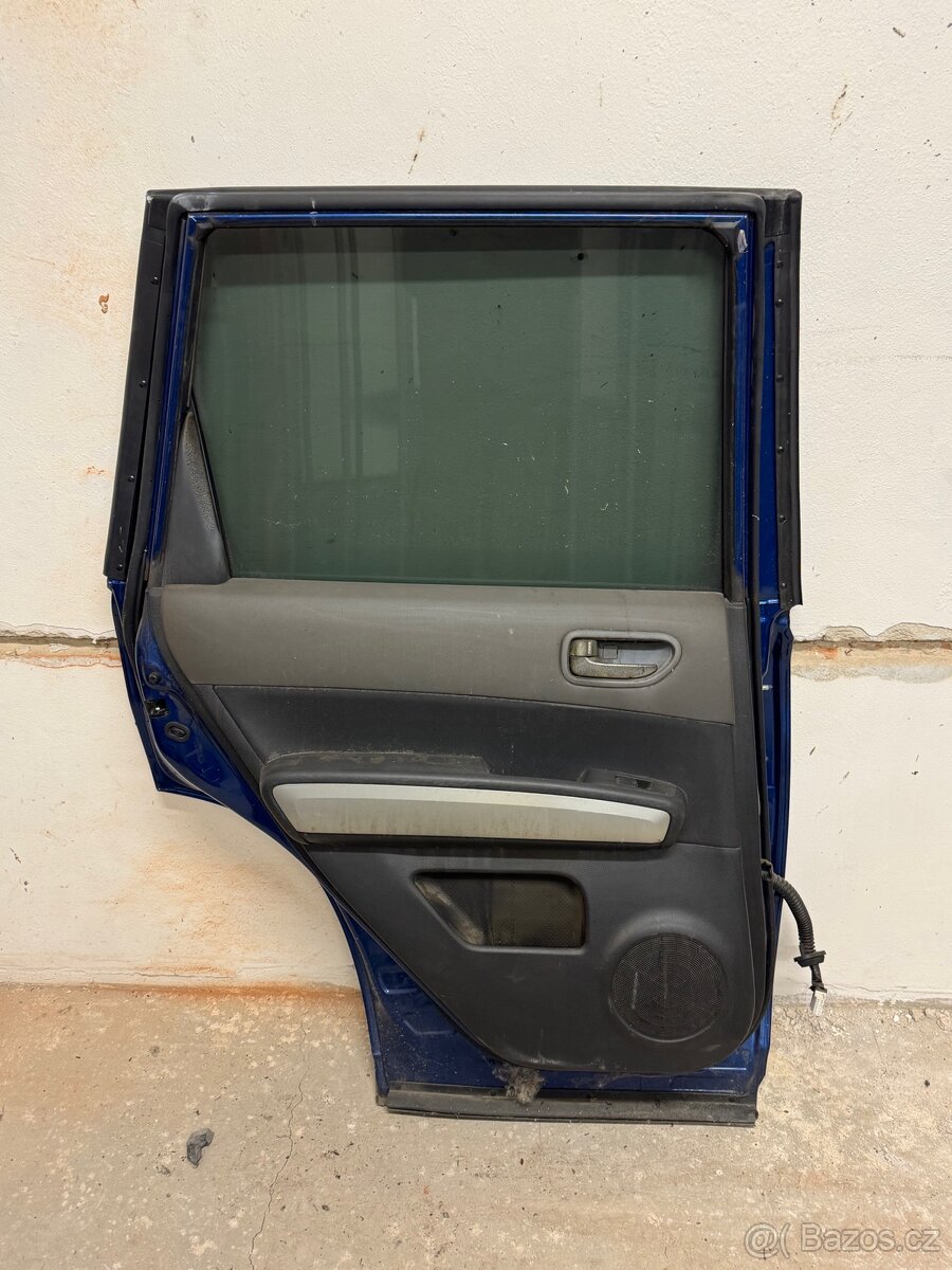 Nissan X-Trail 2007-14, zadní dveře - 14