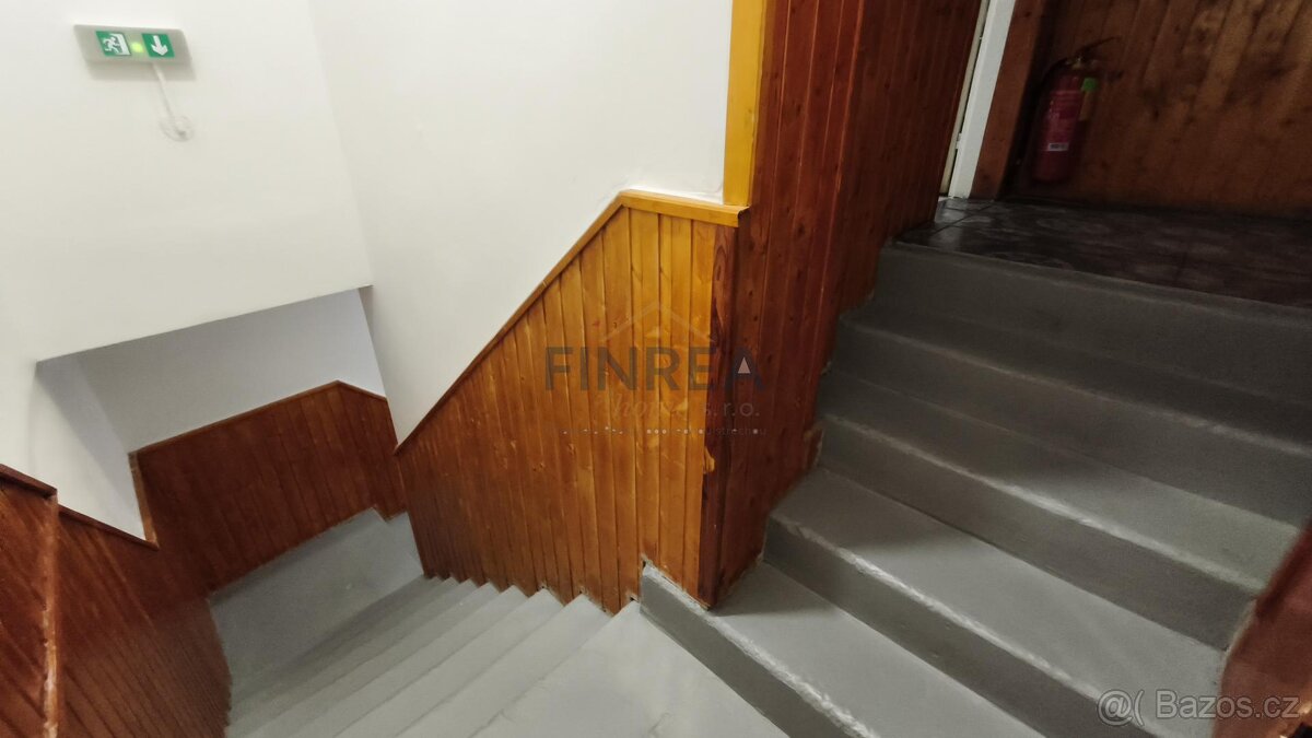 Prodej domu, ul. Chomutovská, Jirkov - 14