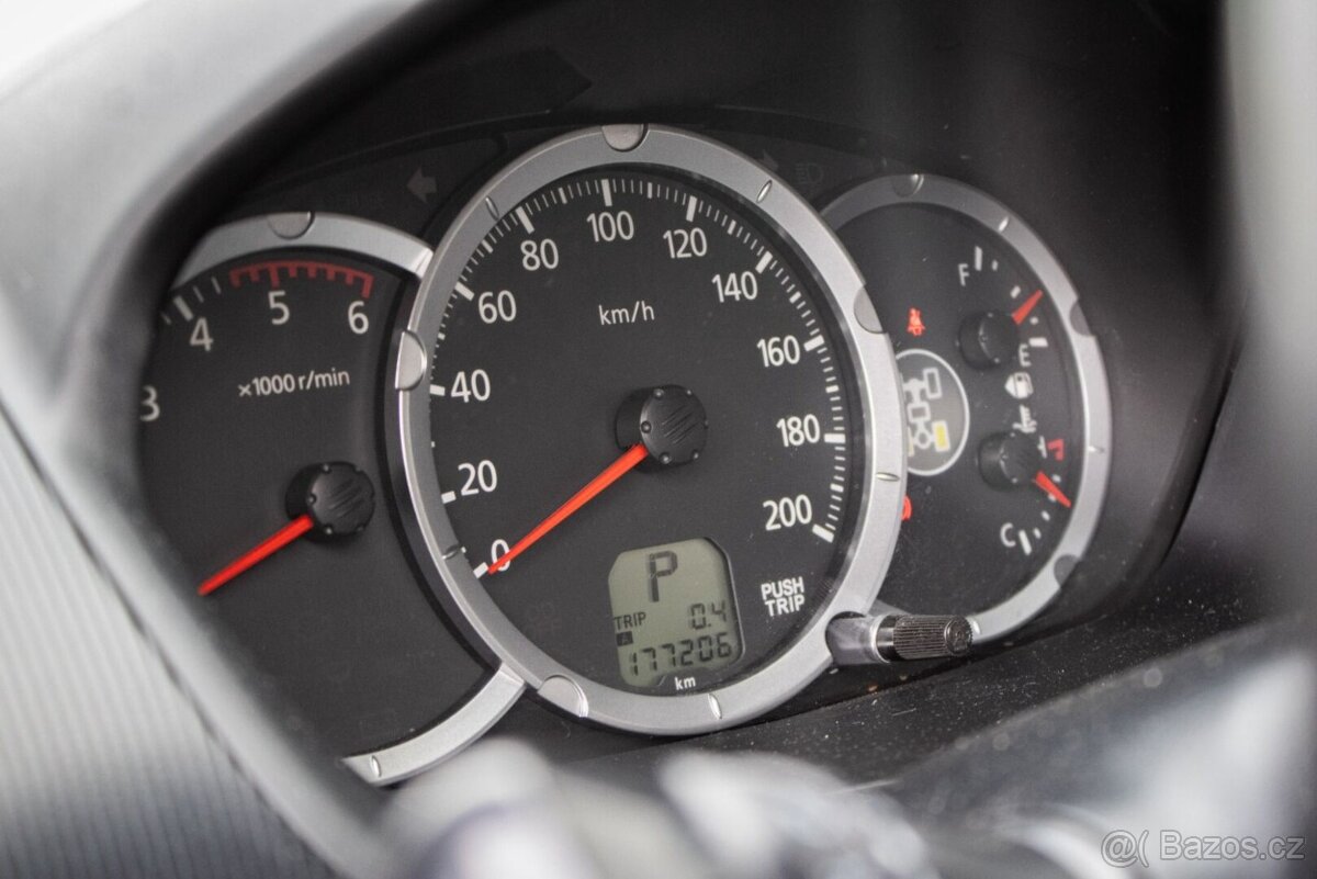 Mitsubishi L 200 2.5 DI-D, 131kW - 14