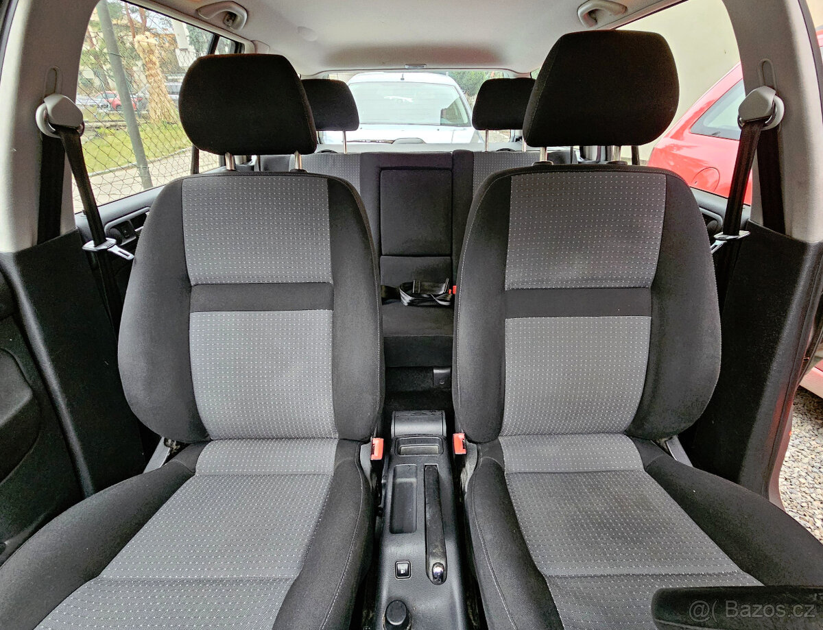 VW Golf 4 Variant, 1.6, 77 kW, benzín, klimatronic - 14