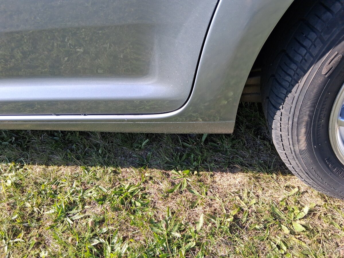 Prodám Volkswagen Touran 1.9 TDi 77kw - 14