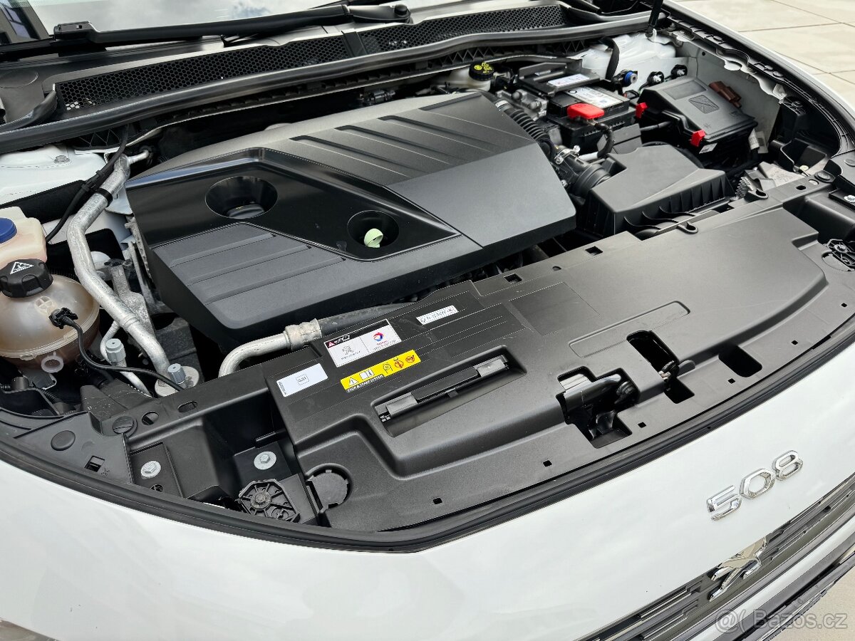 Peugeot 508 SW Combi Allure 2.0 Bluehdi 160 S&s AUT 8 st ČR - 14
