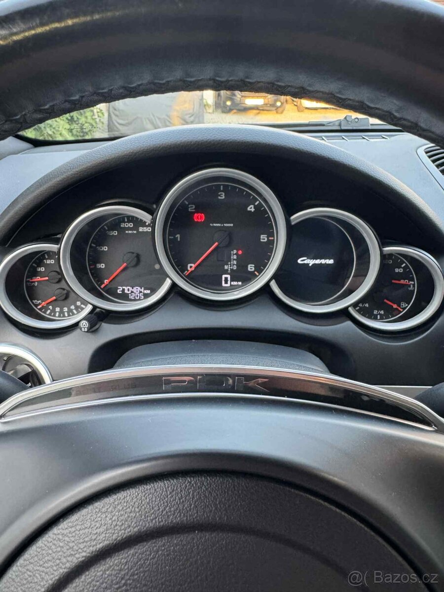 Porsche Cayenne - 14