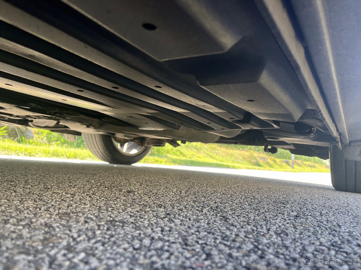 Mazda 3 BL, 2.2 diesel, 2009, Nová STK - 14