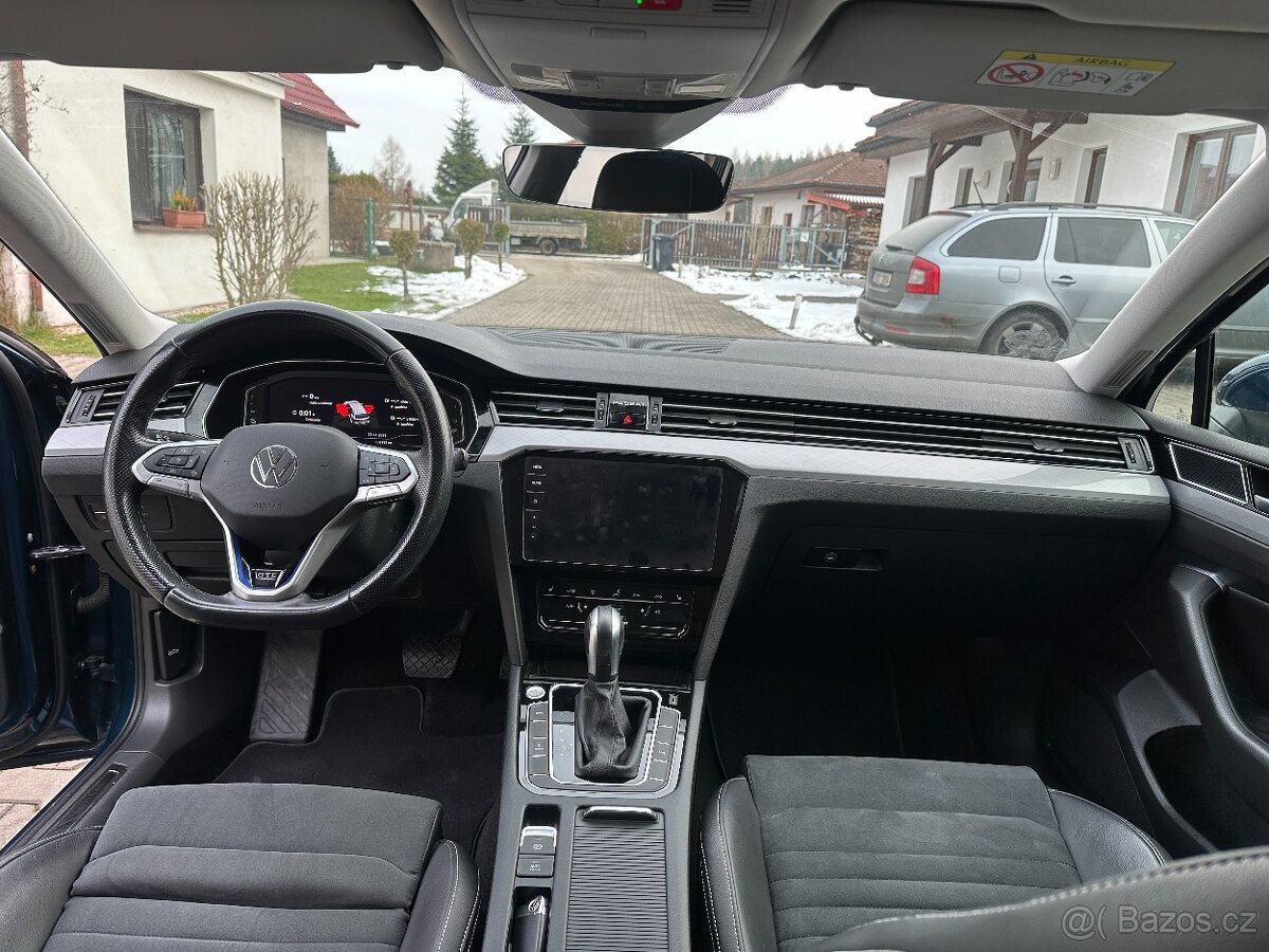 VW PASSAT HYBRID 1,4 GTE DSG , DPH, Virtuální cocpit - 14