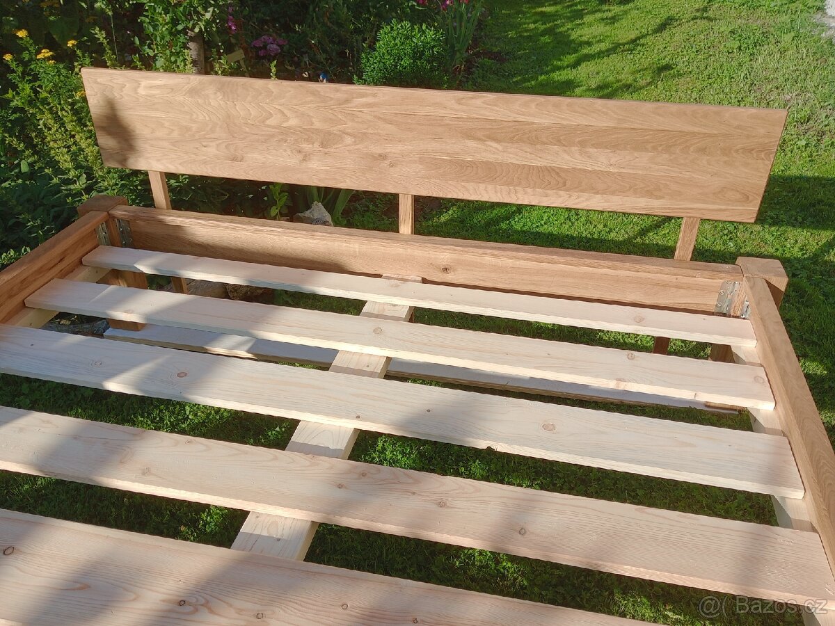 Dubová manželská postel - 14