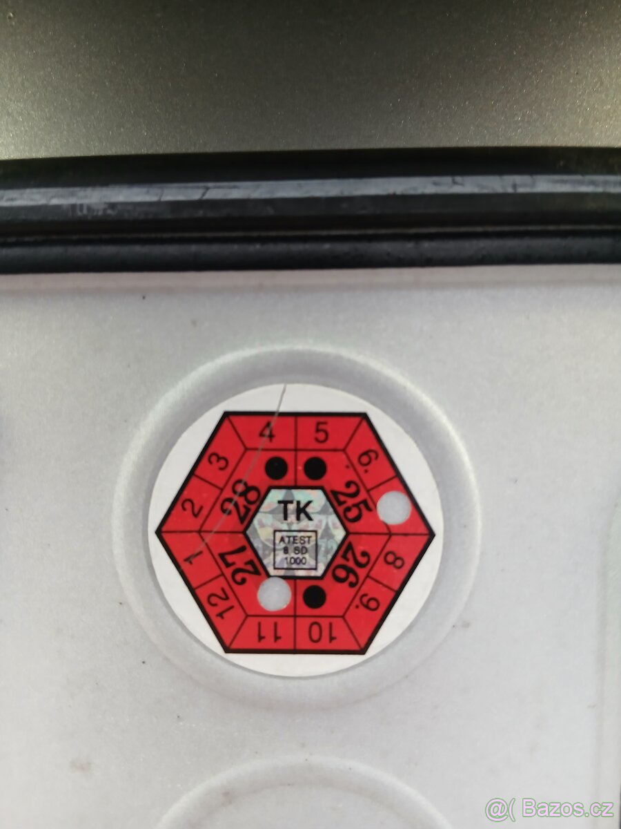 Prodej mersedes benz w 212 - 14