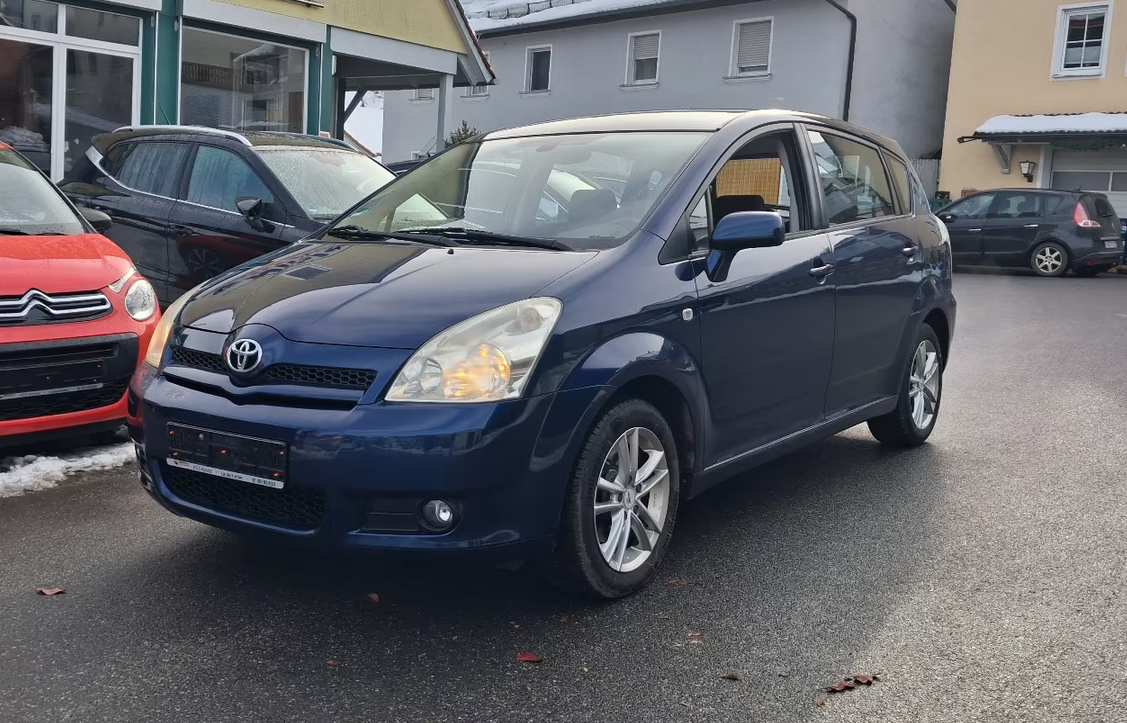 Toyota Corolla Verso 1.8i Sol benzín 95kw - 14