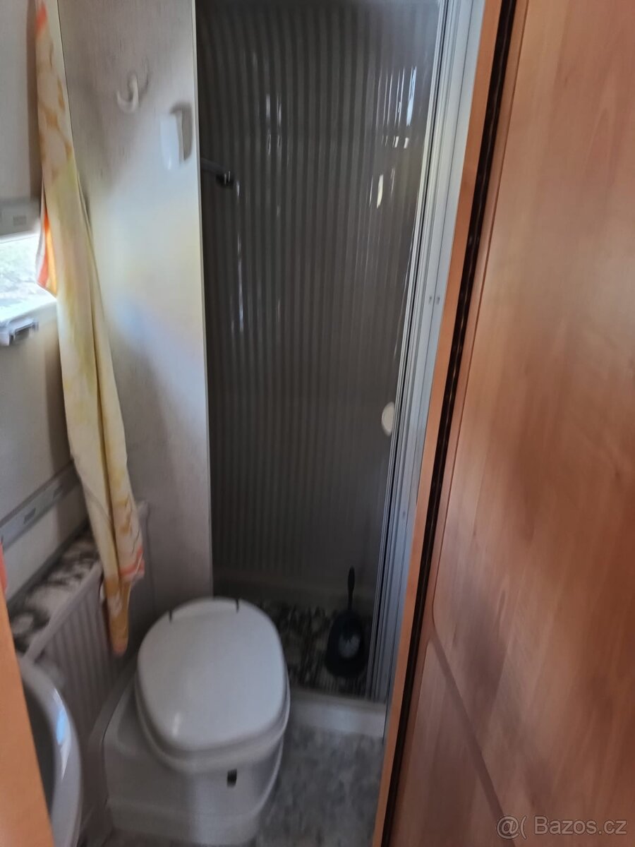 Obytný automobil - 14