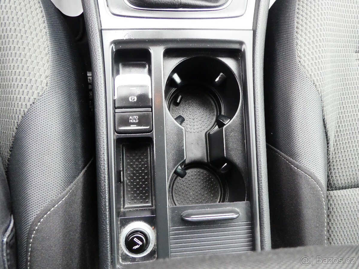 Volkswagen Golf 2.0TDI 110kW Comfortline,Stav - 14