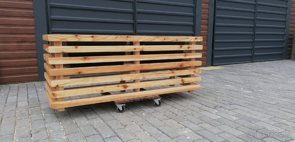 Dekorativní vyvýšené modřínové záhony - 14