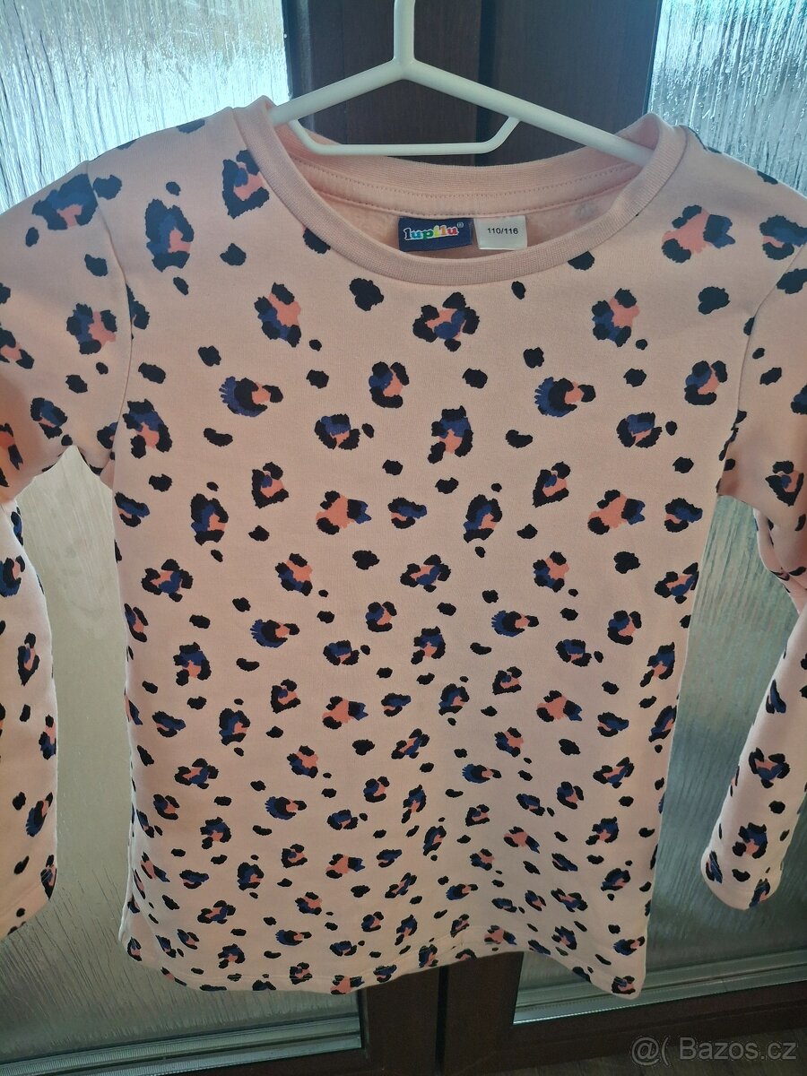 Mix dívčího oblečení - 14