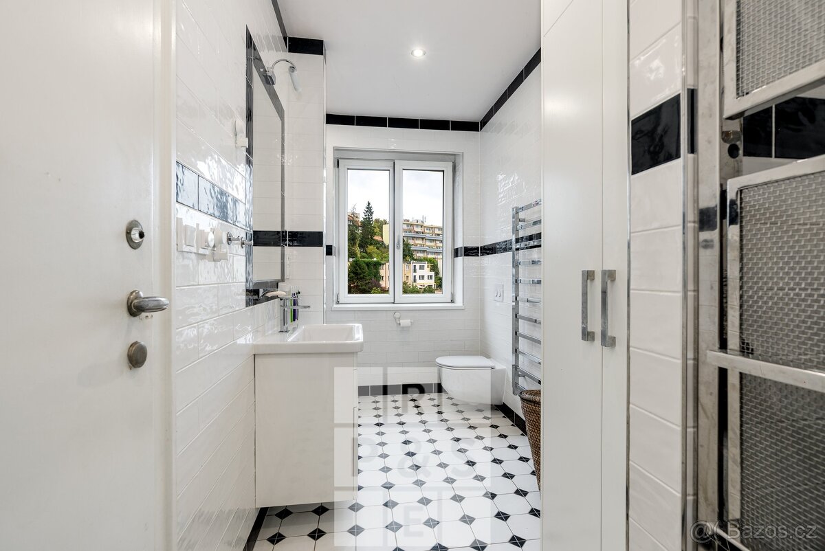 Prodej bytu 3+1 98 m² + zahrada 591 m², Praha - Smíchov - 14