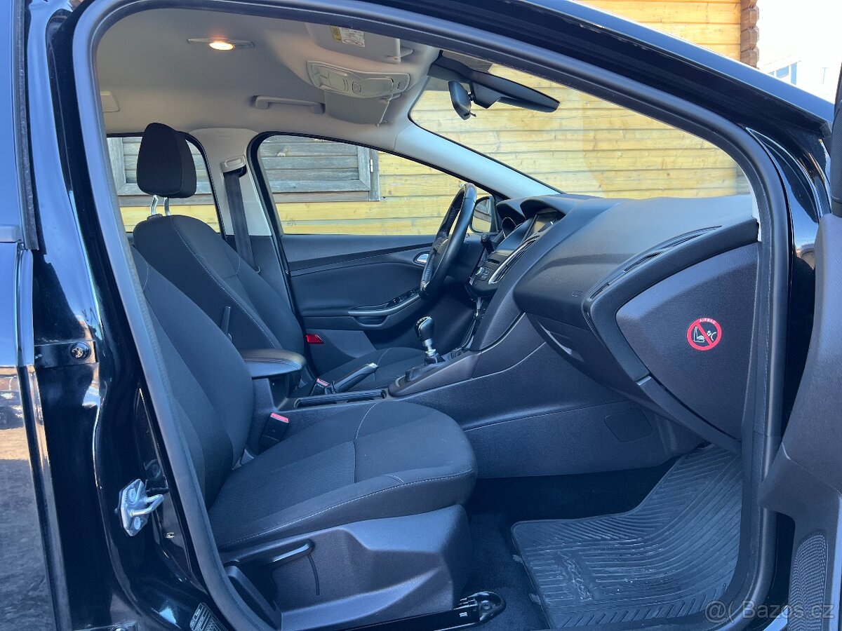 Ford Focus 1.0 T EB 92kW VÝBAVA - 14