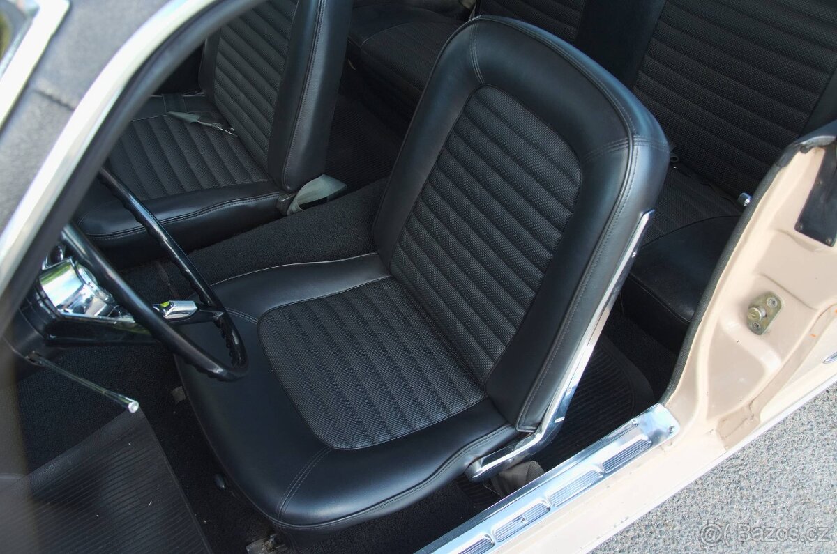 Ford Mustang 1966 - 14