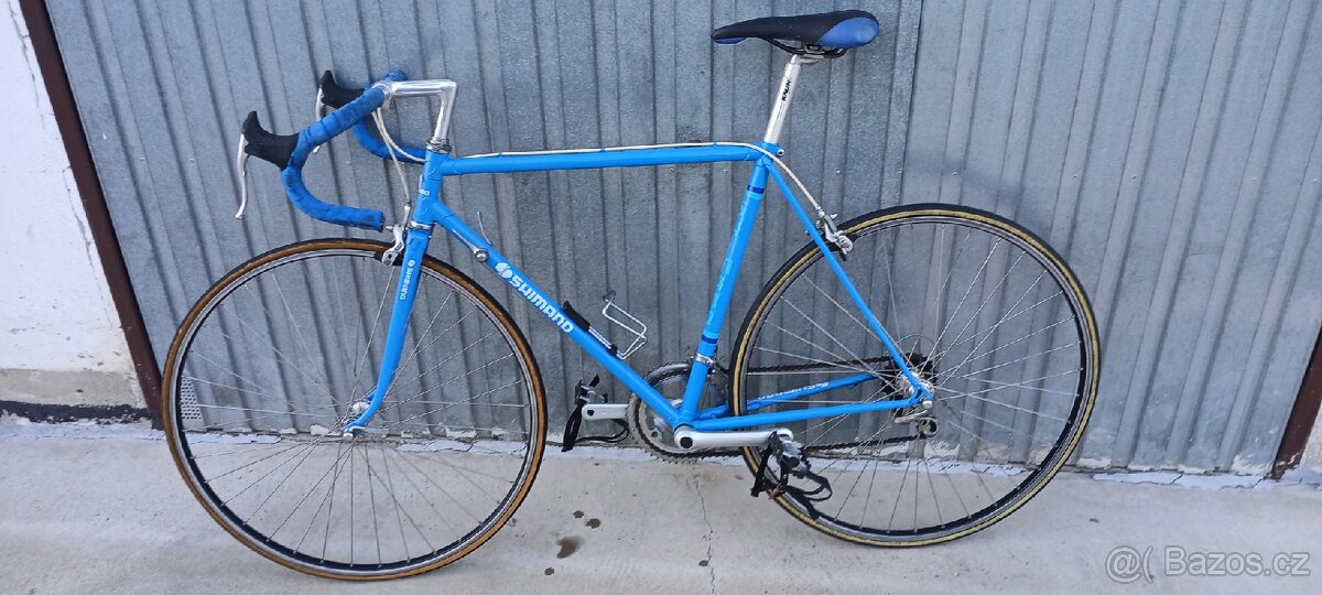 Silniční kolo styl Favorit, velikost rámu 53,5 cm - 14