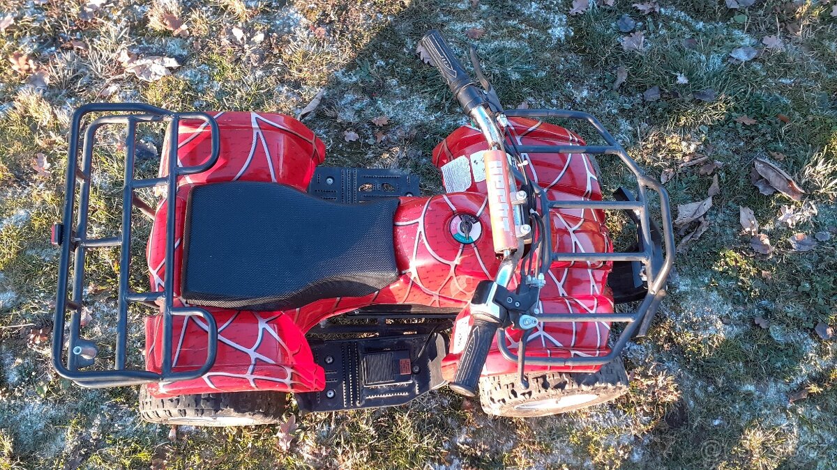 2 x elektrická čtyřkolka ATV REZERVACE do 10.12.2025 - 14