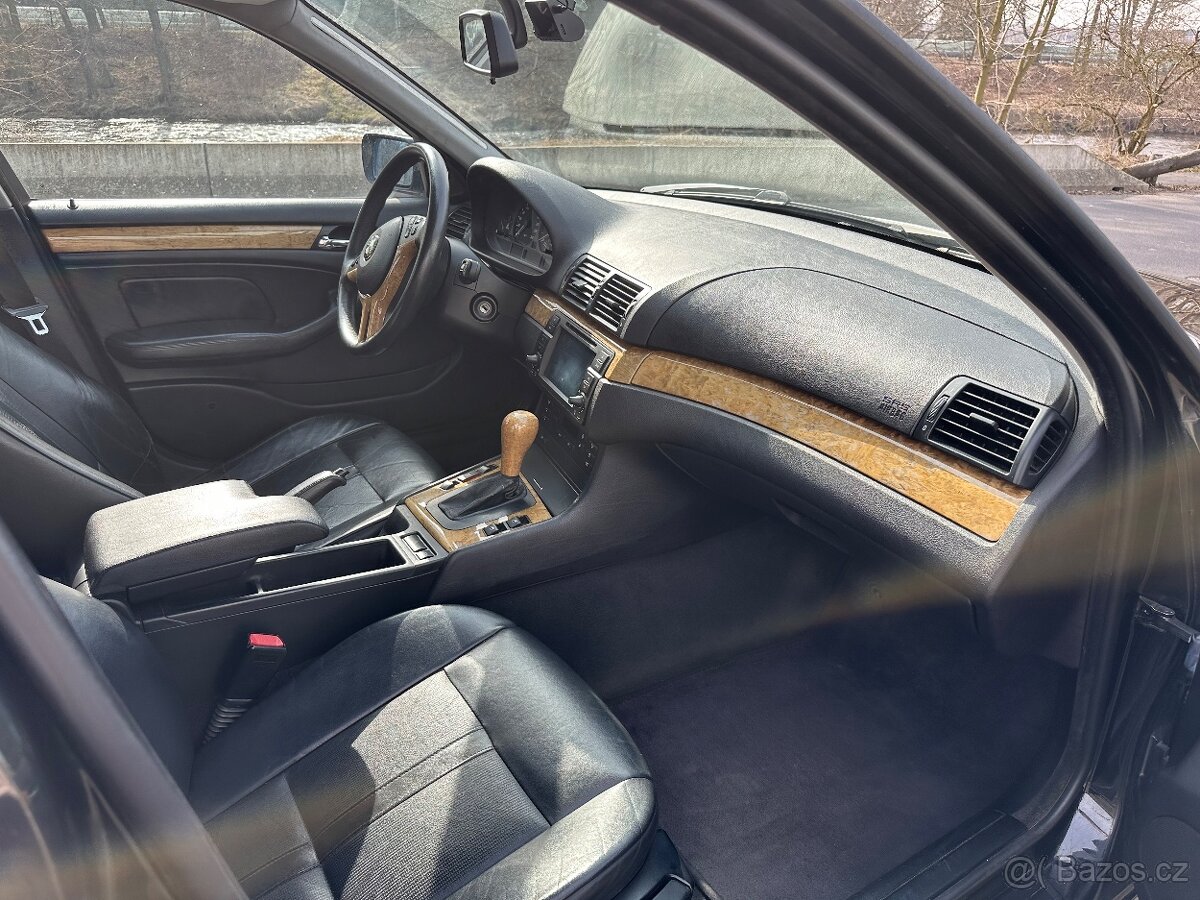 BMW E46 320d Touring FACELIFT 2003 – automat - 14