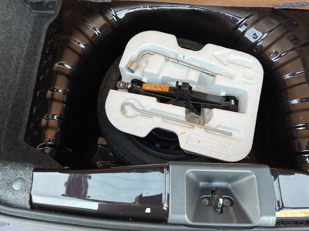 Nissan Micra Tekna 1,2 59 kW - 14