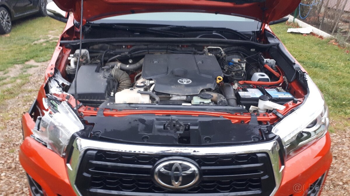 TOYOTA HILUX Adventure 2,4 110kW,r.v.2019 - 14