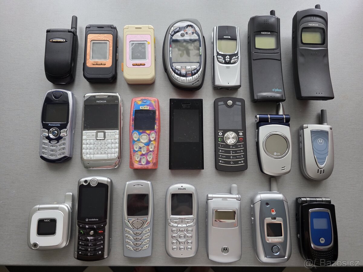 konvolut telefonů - prodávám svou sbírku - 14