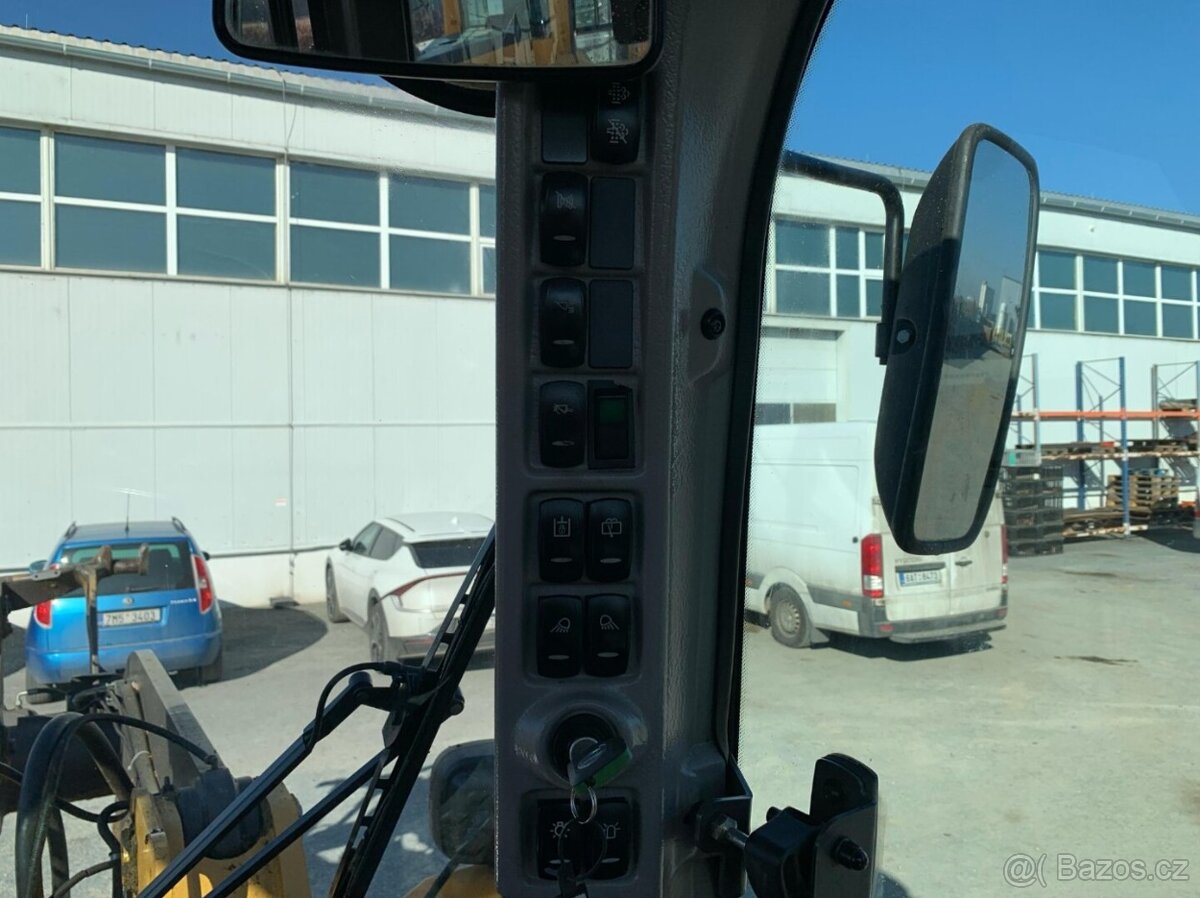 VOLVO L50H - motor po GO /0127/ - 14