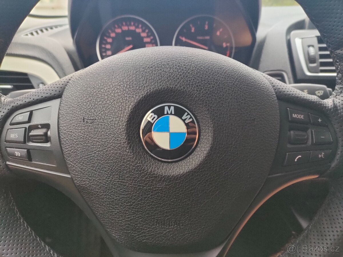 BMW 116d AUTOMAT - 14