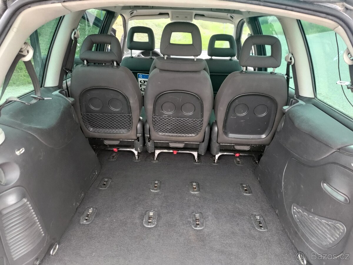 Volkswagen Sharan 2.0 TDi 103 kW - 14